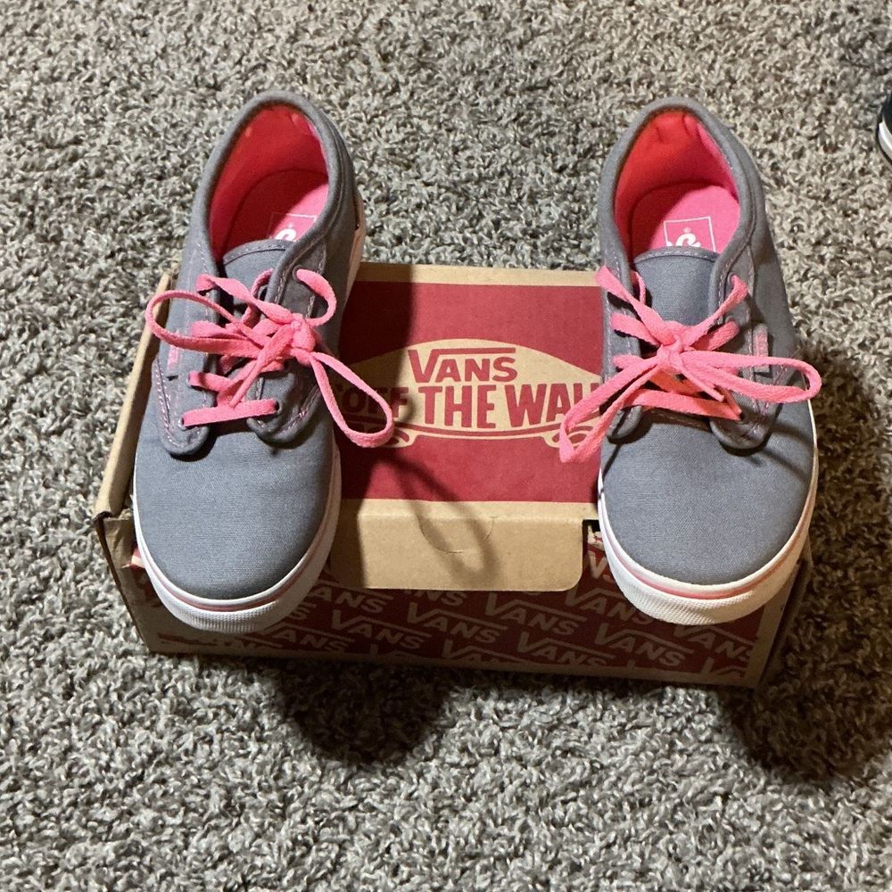 Vans Kids Canvas Sneakers - Gray with Pink Laces